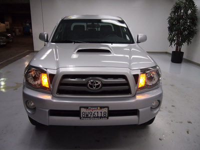 toyota tacoma 2010 silver prerunner v6 gasoline 6 cylinders 2 wheel drive automatic 91731