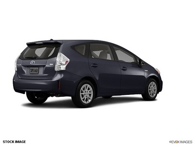 toyota prius v 2013 wagon base gas elec v two hybrid 4 cylinders front wheel drive not specified 27707
