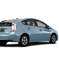 toyota prius 2013 lt  green hatchback hybrid 4 cylinders front wheel drive not specified 76210