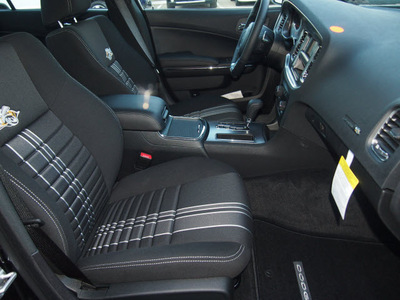 dodge charger 2013 black sedan srt8 super bee gasoline 8 cylinders rear wheel drive automatic 76210