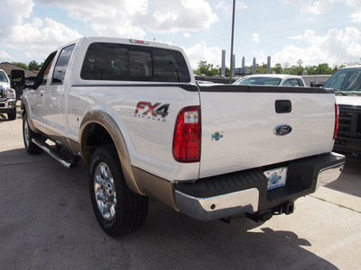ford f 250 super duty 2012 white lariat biodiesel 8 cylinders 4 wheel drive shiftable automatic 77338