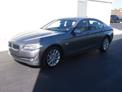 bmw 5 series 2012 gray sedan 528i gasoline 4 cylinders rear wheel drive automatic with overdrive 77802