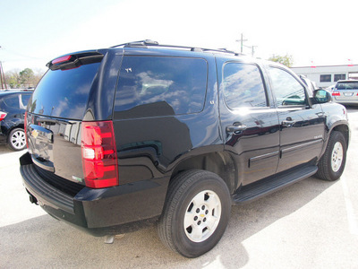 chevrolet tahoe 2012 black suv lt flex fuel 8 cylinders 2 wheel drive automatic 77539