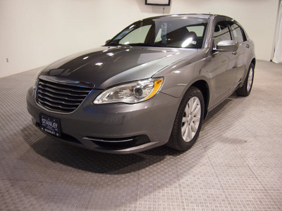 chrysler 200 2012 dk  gray sedan touring gasoline 4 cylinders front wheel drive automatic 75219