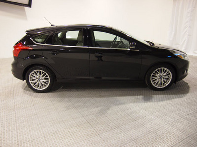ford focus 2012 black hatchback sel flex fuel 4 cylinders front wheel drive automatic 75219