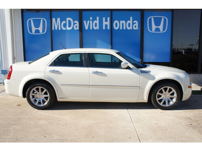 chrysler 300 2008 white sedan touring gasoline 6 cylinders rear wheel drive not specified 77034