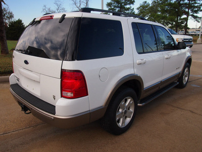 ford explorer 2004 white suv eddie bauer gasoline 8 cylinders rear wheel drive automatic 77539