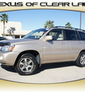 toyota highlander 2005 gold suv gasoline 6 cylinders all whee drive not specified 77546