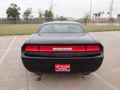 dodge challenger 2012 black coupe flex fuel 6 cylinders rear wheel drive shiftable automatic 77587