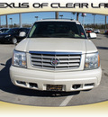 cadillac escalade 2002 white suv gasoline 8 cylinders rear wheel drive not specified 77546
