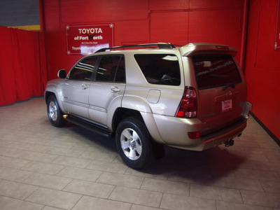 toyota 4runner 2005 gold suv limited gasoline 6 cylinders rear wheel drive automatic 76116
