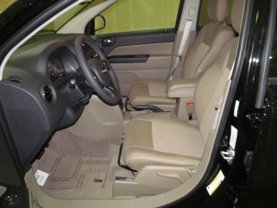 jeep compass 2013 black suv latitude gasoline 4 cylinders 2 wheel drive automatic 44883