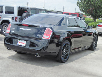 chrysler 300 2012 black sedan mopar 12 8 cylinders shiftable automatic 77099