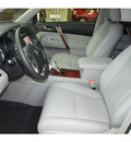 toyota highlander hybrid 2012 white suv limited hybrid 6 cylinders all whee drive not specified 91731