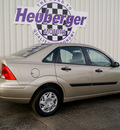 ford focus 2002 fort knox gold sedan lx gasoline 4 cylinders front wheel drive automatic 80905