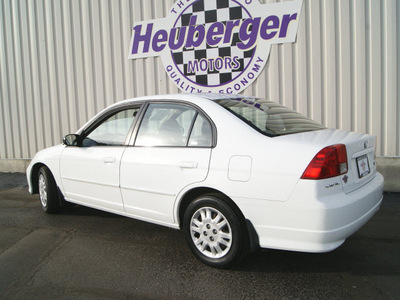 honda civic 2004 white sedan lx gasoline 4 cylinders front wheel drive automatic 80905