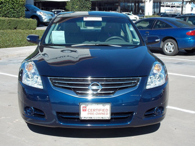 nissan altima 2010 dk  blue sedan 2 5 sl gasoline 4 cylinders front wheel drive shiftable automatic 77477