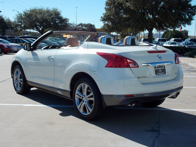 nissan murano crosscabriolet 2011 white gasoline 6 cylinders all whee drive automatic 77477