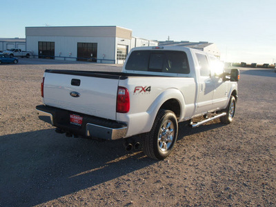 ford f 250 2012 white lariat 8 cylinders automatic 76234