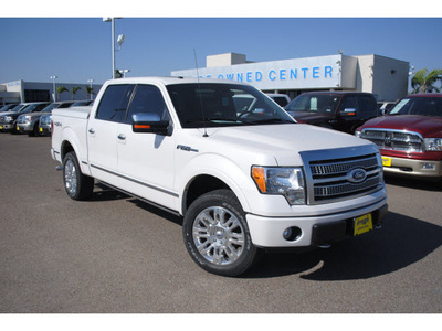 ford f 150 2010 white platinum flex fuel 8 cylinders 4 wheel drive automatic 78572