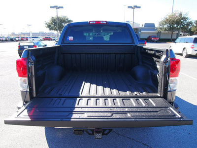 toyota tundra 2013 gray grade gasoline 8 cylinders 2 wheel drive automatic 76011