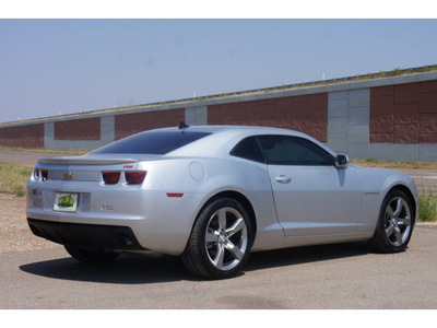 chevrolet camaro 2010 silver coupe lt gasoline 6 cylinders rear wheel drive automatic 79119