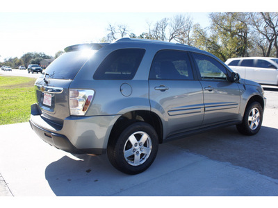 chevrolet equinox 2006 silver suv lt gasoline 6 cylinders front wheel drive not specified 77515