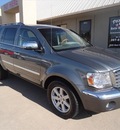 chrysler aspen 2008 mineral gray metallic suv limited gasoline 8 cylinders 2 wheel drive automatic 76108