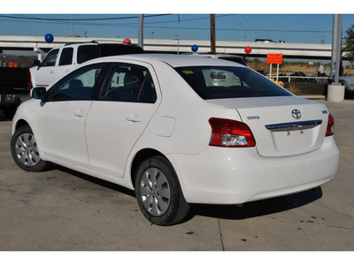 toyota yaris 2010 white sedan gasoline 4 cylinders front wheel drive automatic 78233