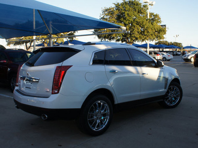 cadillac srx 2013 silver suv premium collection flex fuel 6 cylinders front wheel drive 6 speed automatic 76206