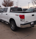 toyota tundra 2013 white sr5 flex fuel 8 cylinders 4 wheel drive automatic 76116