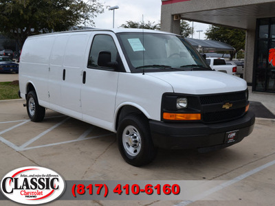 chevrolet express cargo 2012 white van 2500 flex fuel 8 cylinders rear wheel drive automatic 76051