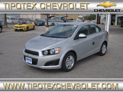 chevrolet sonic 2013 silver sedan lt gasoline 4 cylinders front wheel drive automatic 78521