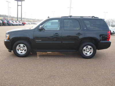 chevrolet tahoe 2012 black suv lt flex fuel 8 cylinders 2 wheel drive automatic with overdrive 77859