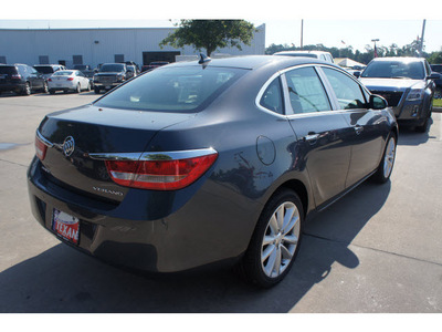 buick verano 2012 dk  gray sedan leather group gasoline 4 cylinders front wheel drive automatic 77338