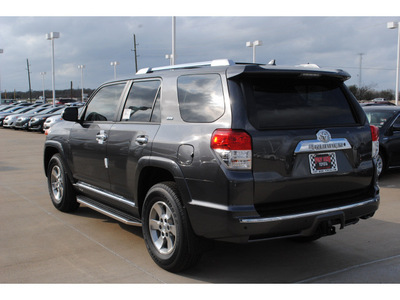 toyota 4runner 2013 gray suv sr5 gasoline 6 cylinders 2 wheel drive automatic 77469
