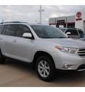 toyota highlander 2013 silver suv gasoline 4 cylinders front wheel drive automatic 77469