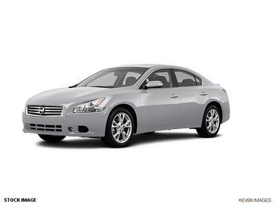 nissan maxima 2013 sedan 3 5 sv gasoline 6 cylinders front wheel drive cont  variable trans  77090