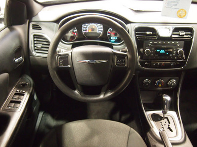 chrysler 200 2011 black sedan lx gasoline 4 cylinders front wheel drive automatic 75219
