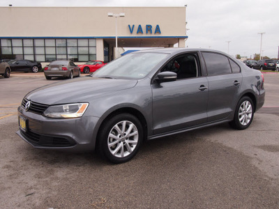 volkswagen jetta 2012 gray sedan se gasoline 5 cylinders front wheel drive 6 speed automatic 78224