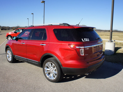 ford explorer 2012 red suv xlt gasoline 6 cylinders 2 wheel drive automatic 75119