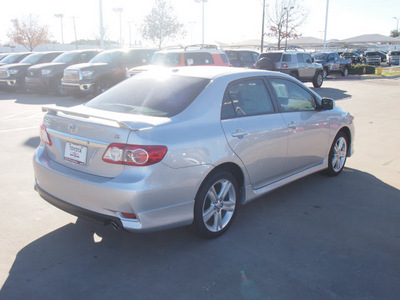 toyota corolla 2013 silver sedan s gasoline 4 cylinders front wheel drive automatic 76116