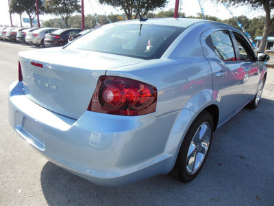 dodge avenger 2013 lt  blue sedan se gasoline 4 cylinders front wheel drive automatic 34731