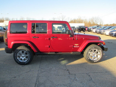 jeep wrangler unlimited 2013 red suv sahara gasoline 6 cylinders 4 wheel drive automatic 62863