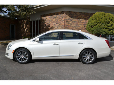 cadillac xts 2013 white sedan luxury collection gasoline 6 cylinders front wheel drive automatic 76903