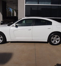 dodge charger 2011 white sedan se rwd gasoline 6 cylinders rear wheel drive shiftable automatic 77090