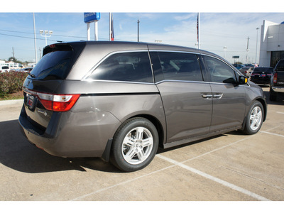 honda odyssey 2013 dk  gray van touring gasoline 6 cylinders front wheel drive not specified 77034