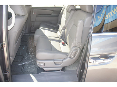 honda odyssey 2013 dk  gray van touring gasoline 6 cylinders front wheel drive not specified 77034