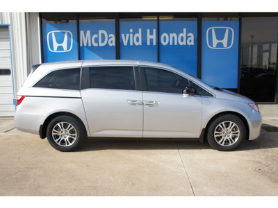 honda odyssey 2013 silver van ex gasoline 6 cylinders front wheel drive not specified 77034