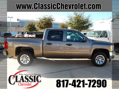 chevrolet silverado 1500 2013 brown ls flex fuel 8 cylinders 2 wheel drive automatic 76051